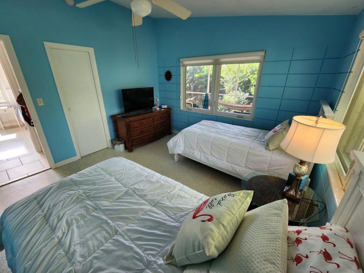 The Butterfly Cottage Маратон Екстериор снимка