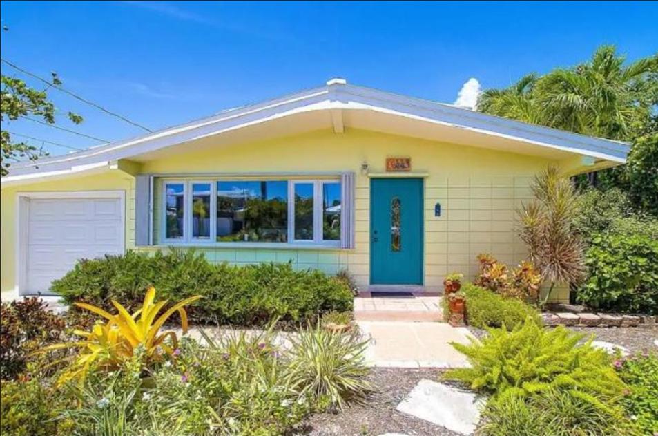 The Butterfly Cottage Маратон Екстериор снимка